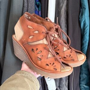 Fly London Cutout Lace-Up Platform Wedges in Tan